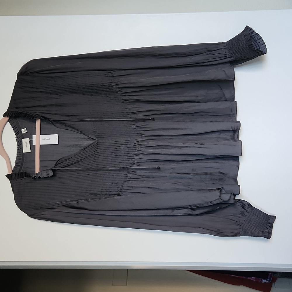 Wilfred Grey Flowy Top